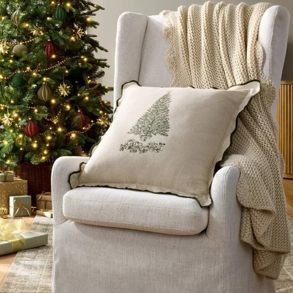 Knit Scalloped Edge Throw Blanket Cream - Threshold Studio McGee Christmas 2024 - Picture 2 of 7